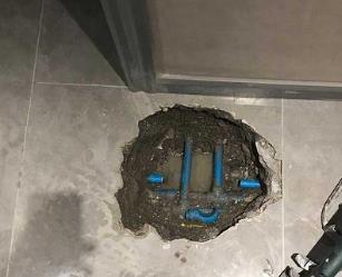麦盖提阳台漏水维修公司分享下暖气管道漏水的原因有哪些